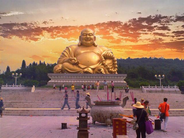 �ر𳷳������հ˽ڶ����Ρ�������ˮ����飬�ػ�560Ԫ